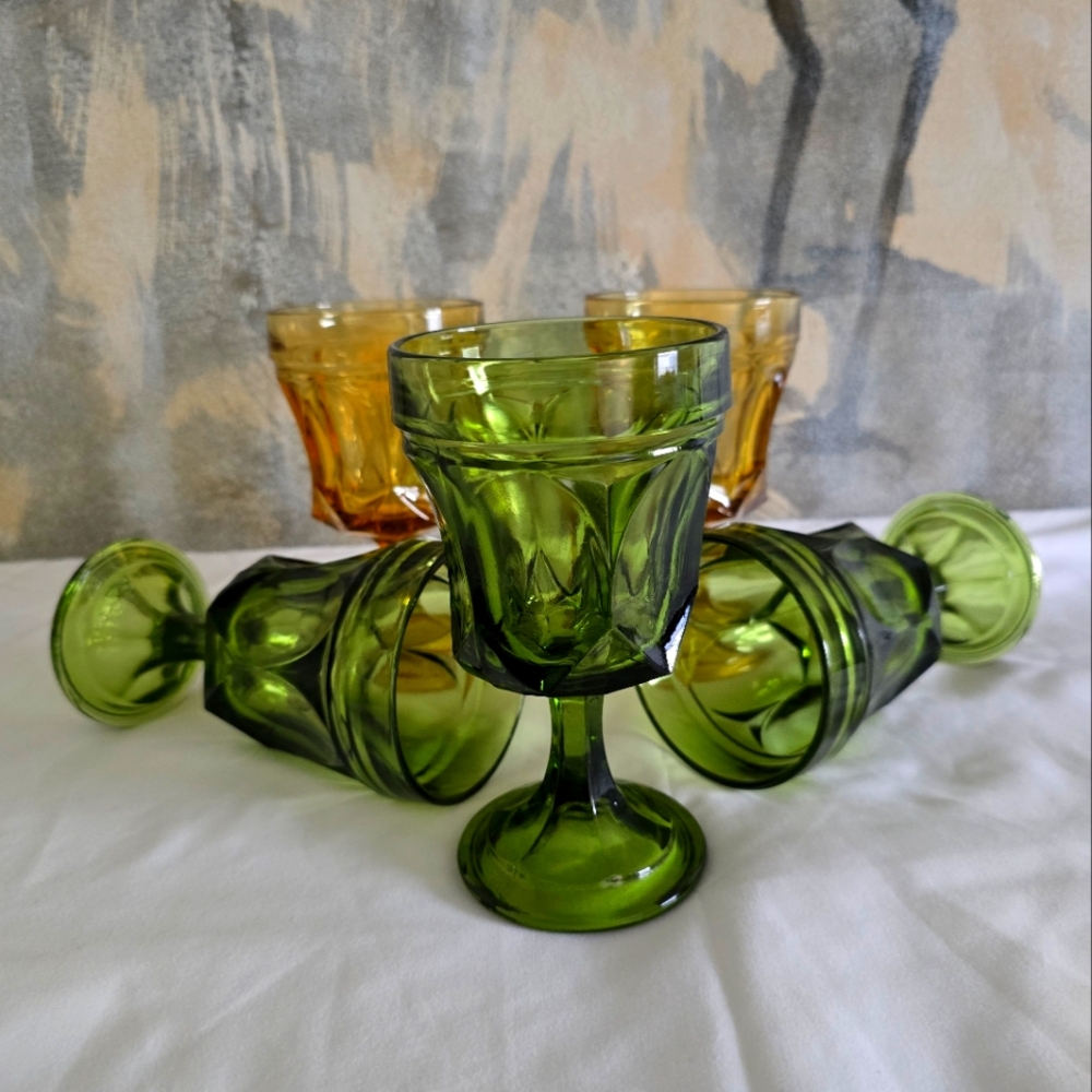 Vintage set mixed goblets